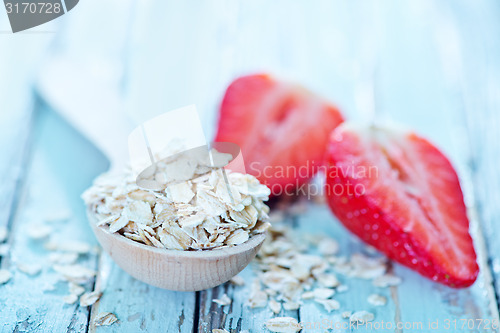 Image of raw oat flakes