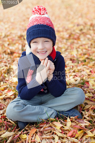 Image of kid at fall