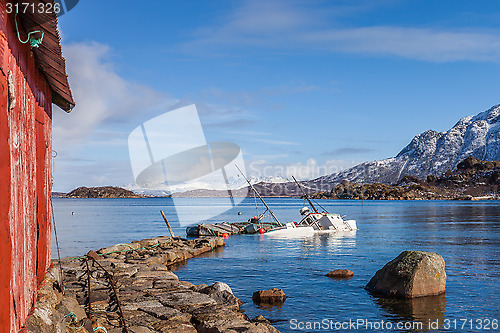 Image of wreck docked