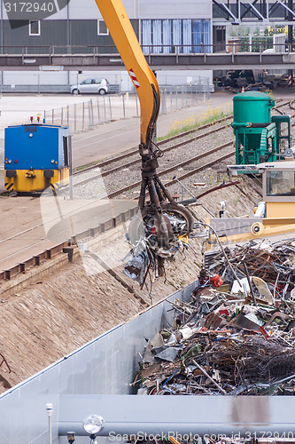 Image of Barge being loaded or offloaded