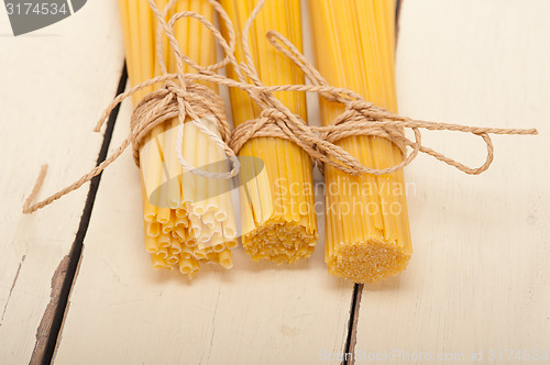 Image of bunch of Italian pasta type