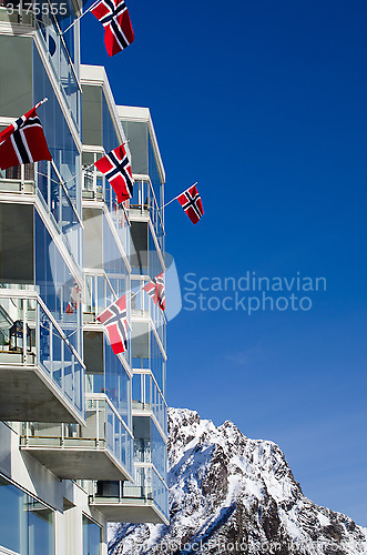 Image of Norwegian flags on balcony