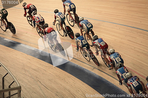 Image of Cycling in a curve