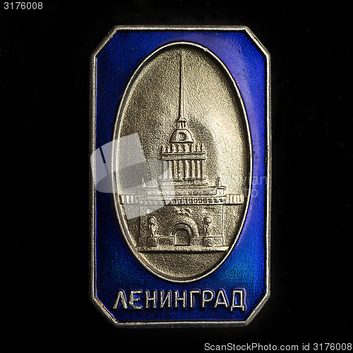 Image of Soviet badge with the inscription Leningrad
