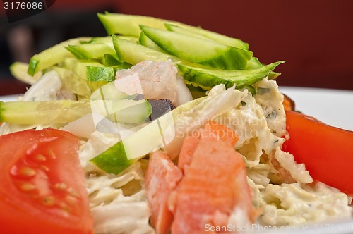 Image of Healthy shrimp salad 