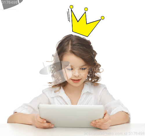 Image of little girl with tablet pc