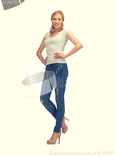 Image of woman in blank white t-shirt
