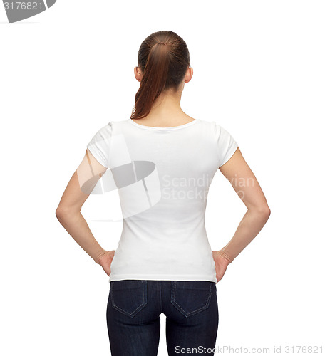 Image of woman in blank white t-shirt