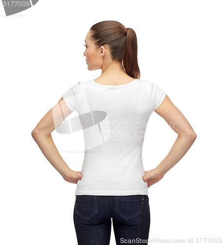 Image of woman in blank white t-shirt