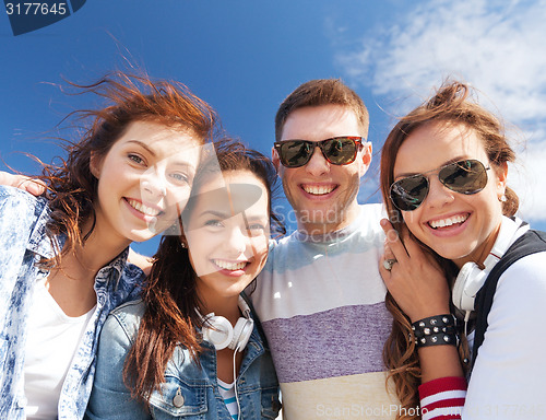Image of group of teenagers outside
