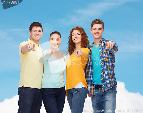 Image of group of smiling teenagers