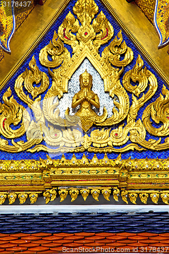 Image of roof  gold    temple   in  buddha