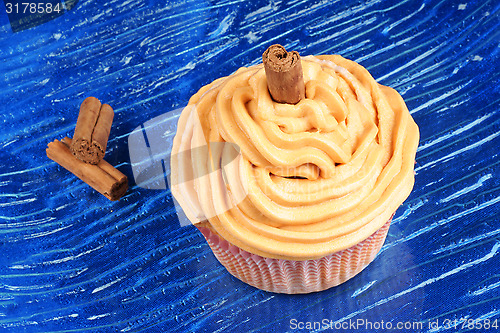 Image of Carrot and cinnamon cupcake