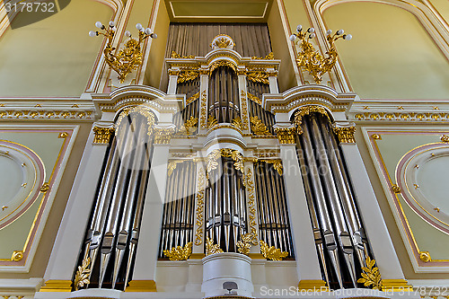 Image of Pipe organ