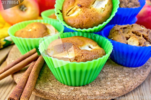 Image of Cupcake and rye with apples on board