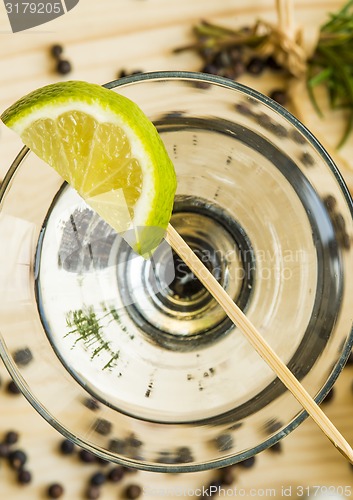 Image of Cocktail with lemon slice