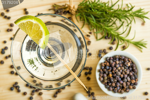 Image of Cocktail with lemon slice