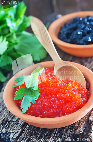 Image of black and red caviar