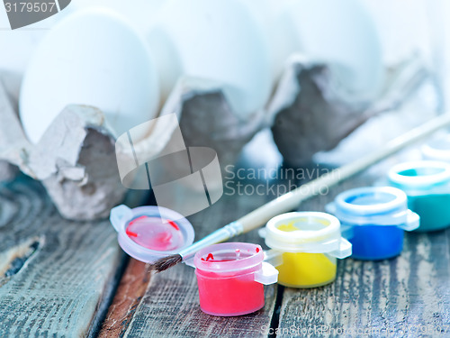 Image of eggs and paint