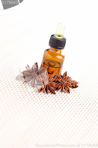 Image of anise essential oil