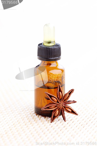 Image of anise essential oil