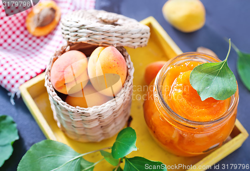 Image of apricot jam