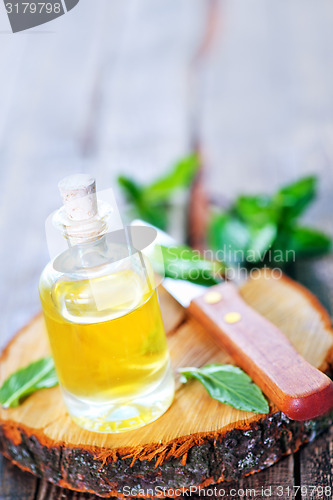 Image of mint oil