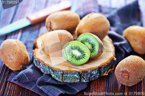 Image of fresh kiwi