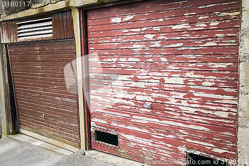 Image of Old Garage Port