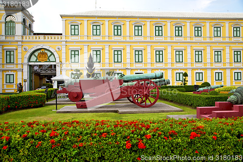 Image of   cannon bangkok in thailand  flower