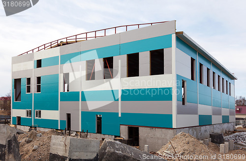 Image of Building a swimming pool