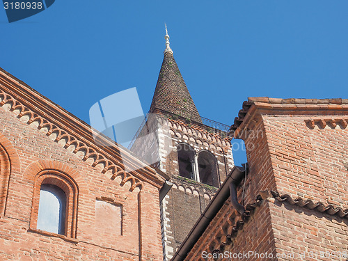 Image of Sant Eustorgio church Milan