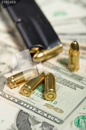 Image of bullet on US dollar banknotes