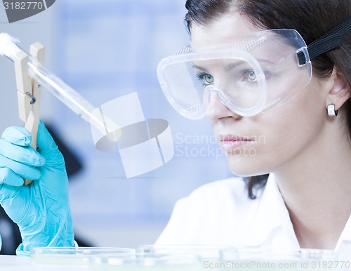 Image of Health care professional in lab.