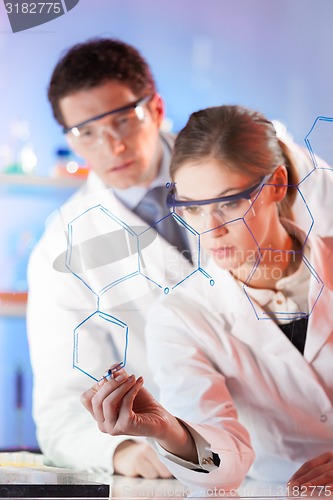 Image of Helth care professionals.