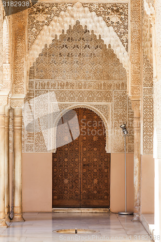 Image of Arabian Door in Alhambra