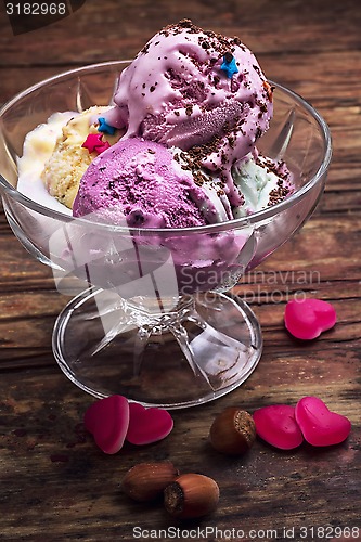 Image of fruit ice cream in  bowl