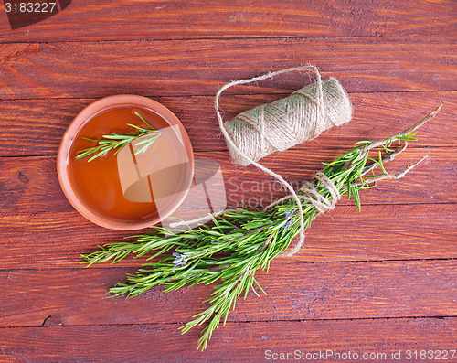 Image of rosemary oil