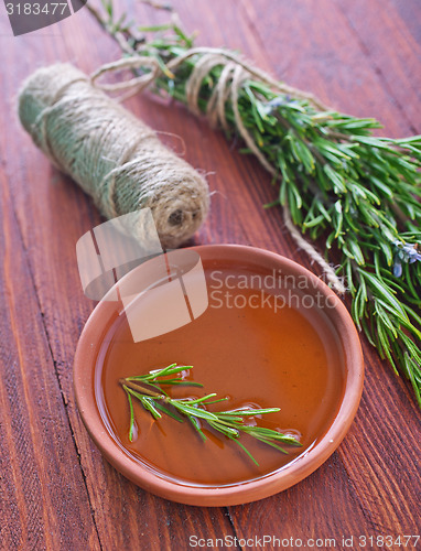 Image of rosemary oil