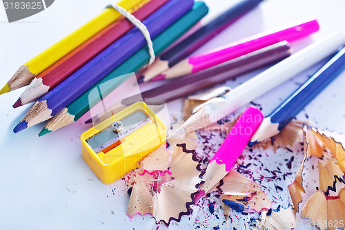 Image of color pencils