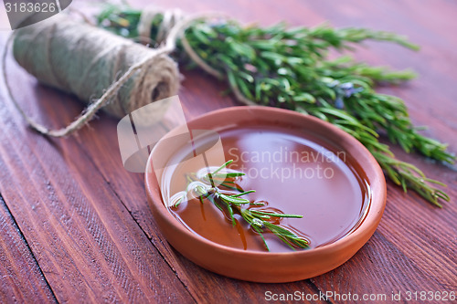 Image of rosemary oil