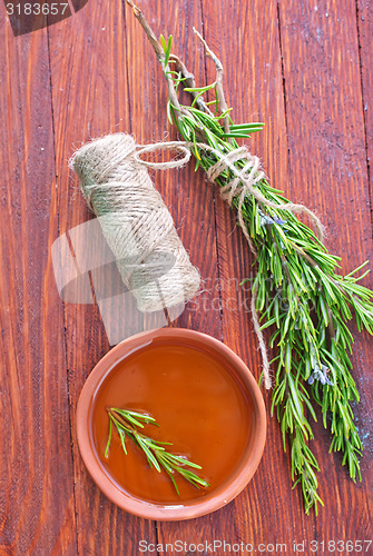 Image of rosemary oil