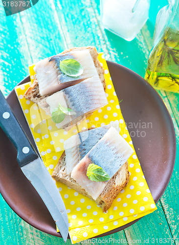 Image of fish on plate