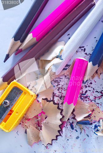 Image of color pencils