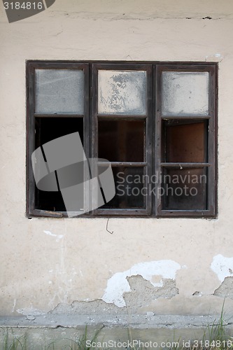 Image of Old wooden windows