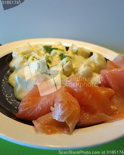 Image of Smoked salmon and potatoes in white sauce