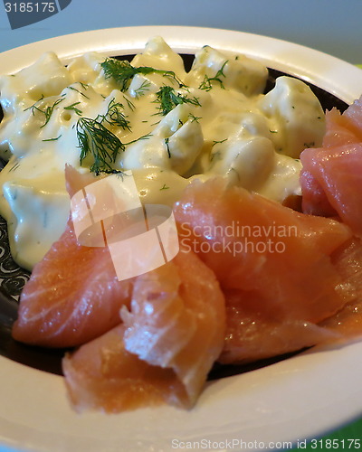 Image of Smoked salmon and potatoes in white sauce