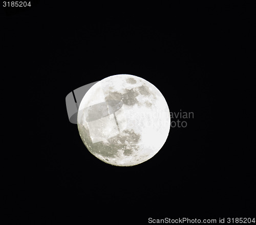 Image of Full moon taken with zoom photo lens