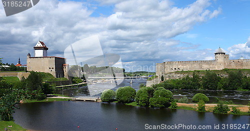 Image of confrontation medieval fortress of Narva and Ivangorod fortress