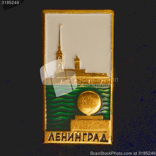 Image of Soviet badge with the inscription Leningrad